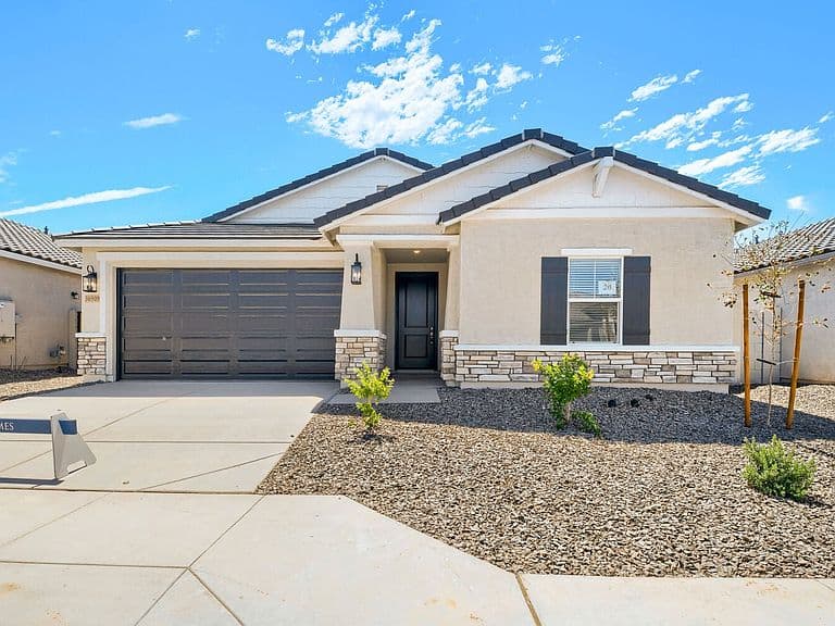 36909 W Nina St photo 2