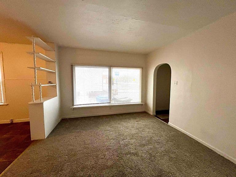 840 S 4th Ave photo 4
