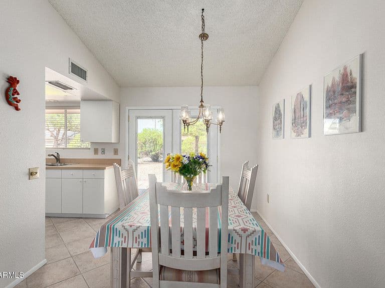 20426 N SONNET Drive photo 4