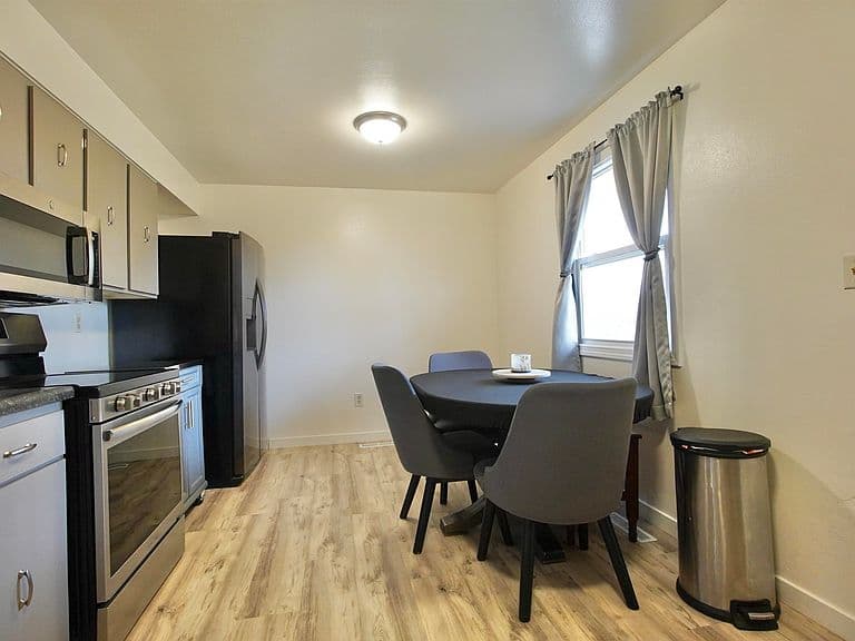 540 S Forest Dr photo 3
