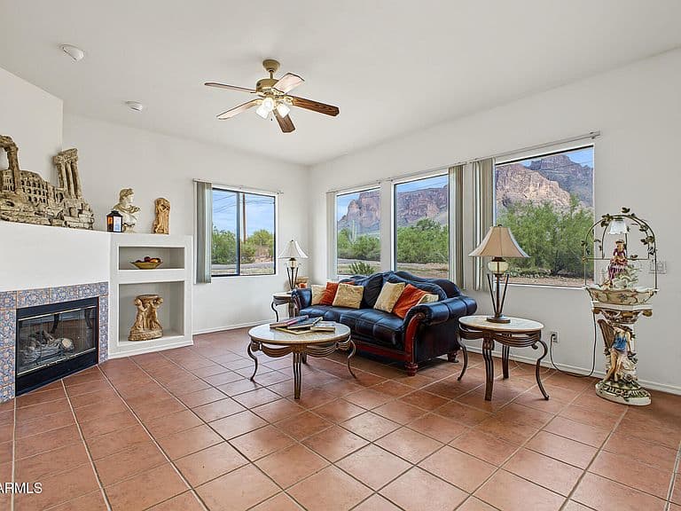5363 E RAWHIDE Street photo 5