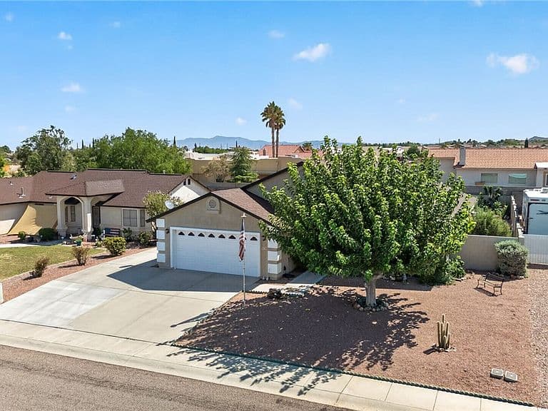3100 Southern Loop photo 3
