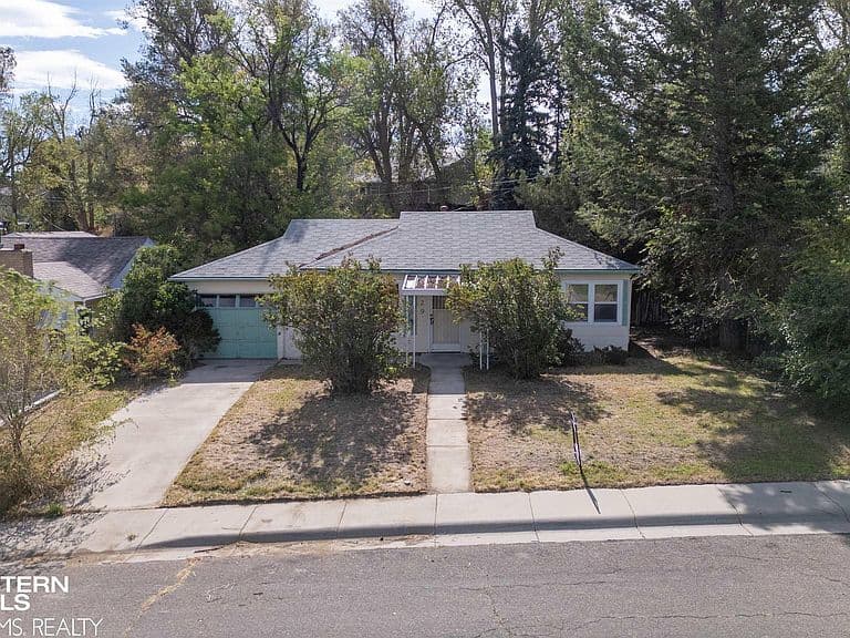 129 N Montana Ave photo 1