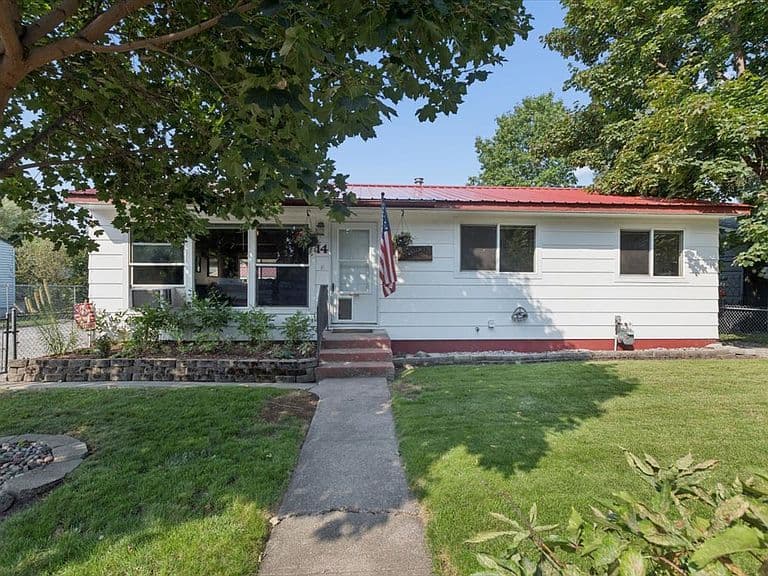 14 Council Bluffs Dr photo 2