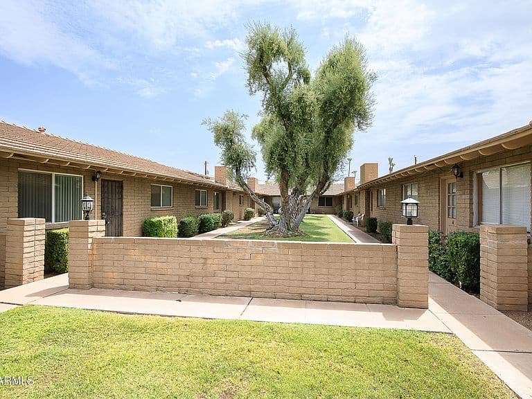 2725 S Rural Road #14 photo 1