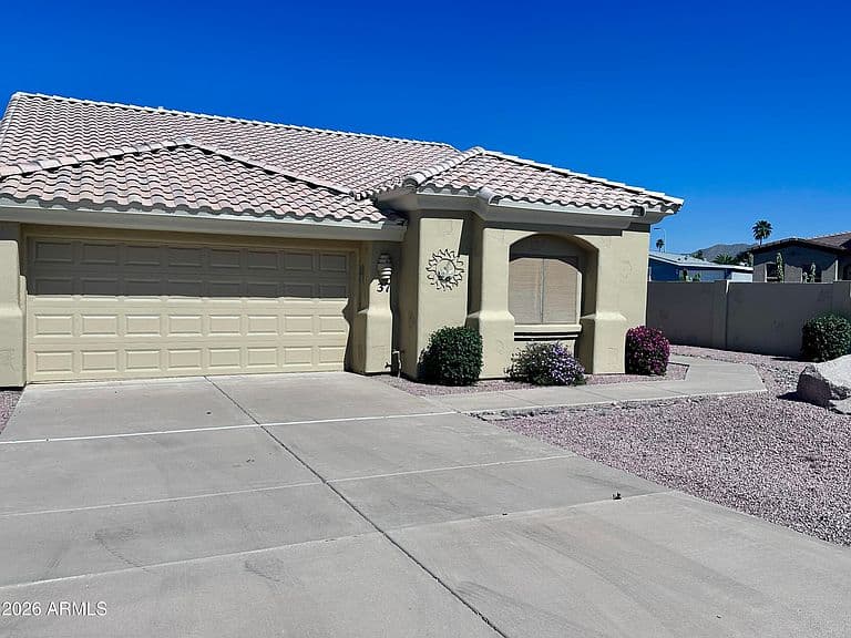 5830 E MCKELLIPS Road #37 photo 1