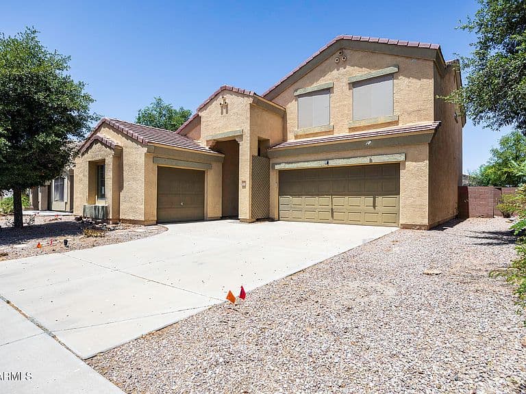 1740 E CARDINAL Drive #163 photo 2