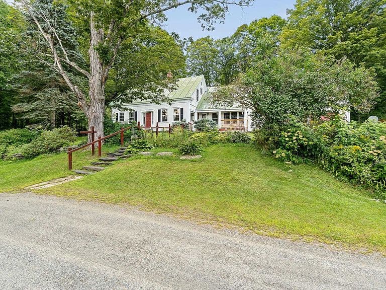 373 Perham Road photo 1