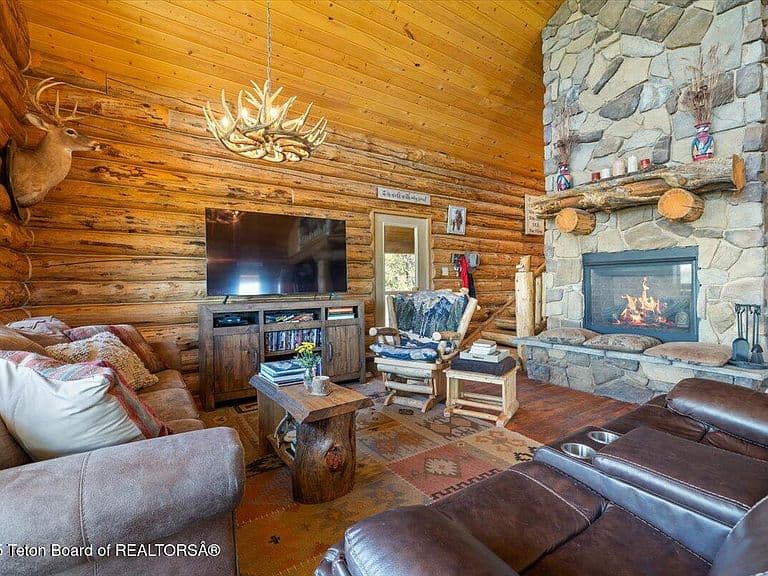 62 Skyline Dr photo 5