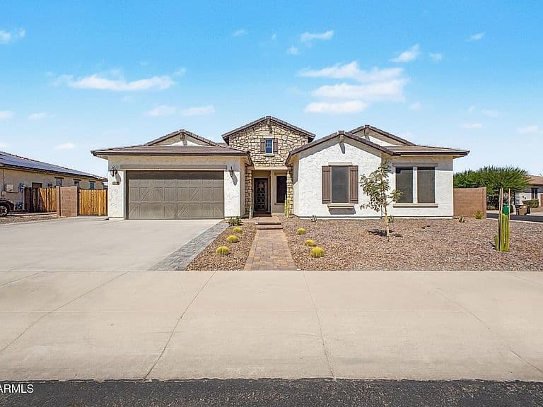 18322 W COOLIDGE Street photo 3