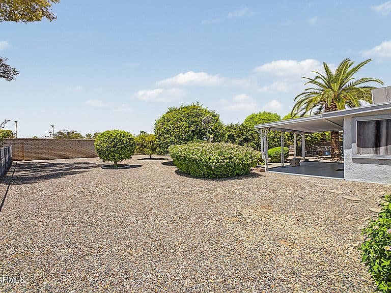 16022 N LAKEFOREST Drive photo 3