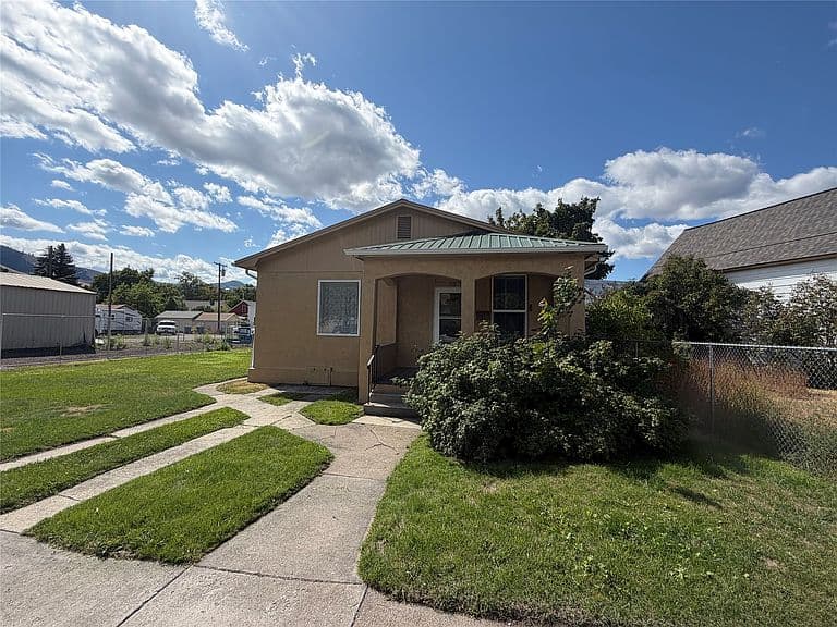513 Toole Ave photo 1