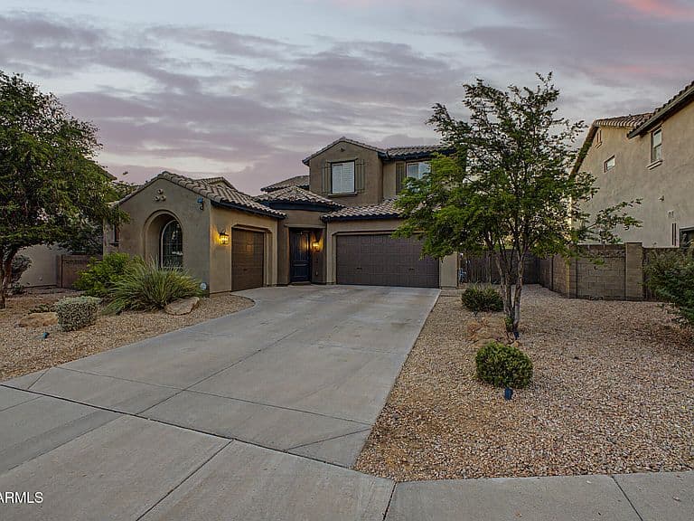 3726 E CAT BALUE Drive photo 2