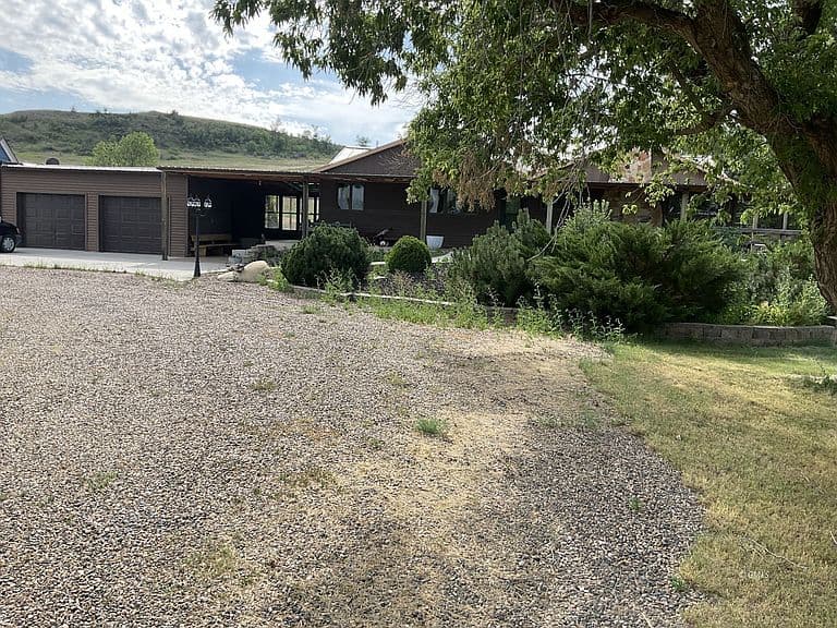 221 Highway 261 photo 2