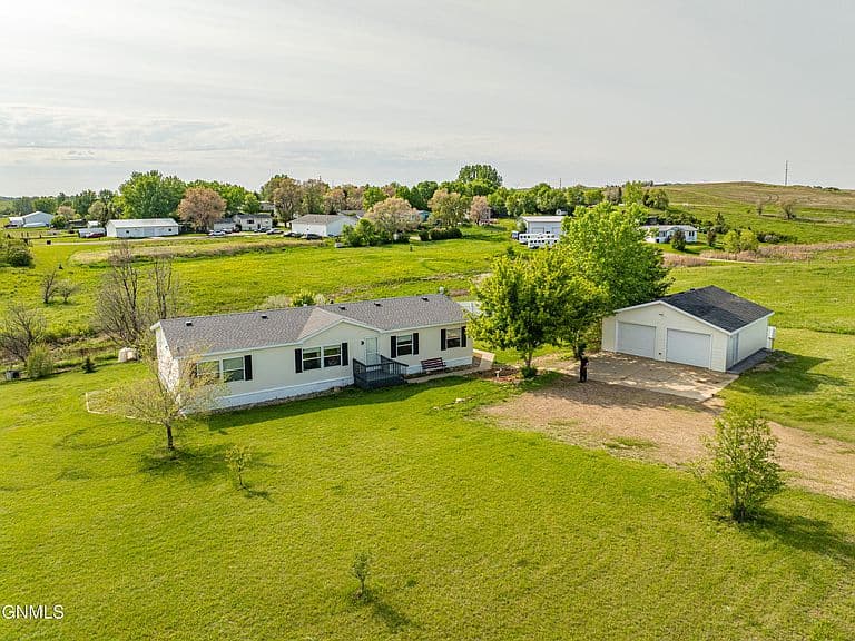 3765 Westward Dr N photo 1