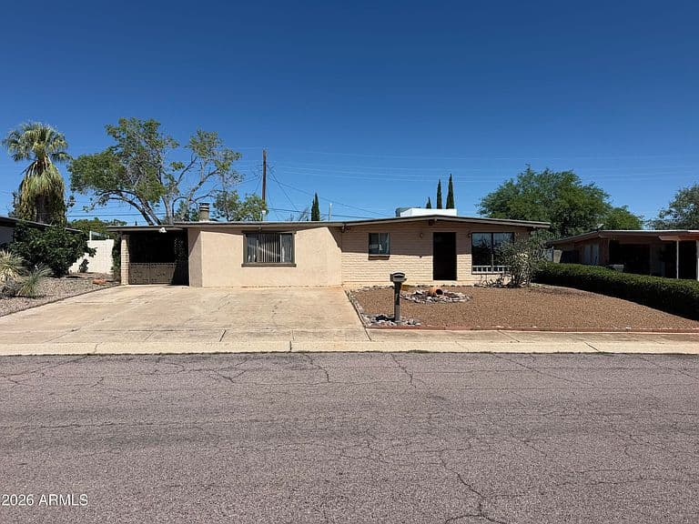 3001 QUAIL RUN Drive photo 1