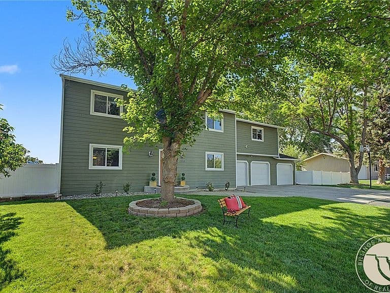 2912 Arnold Palmer Dr photo 2