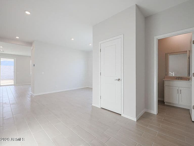 23027 W IRMA Lane photo 3