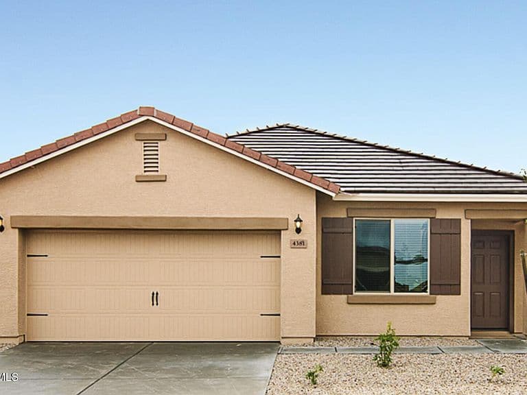 18746 N LARIAT Road photo 2
