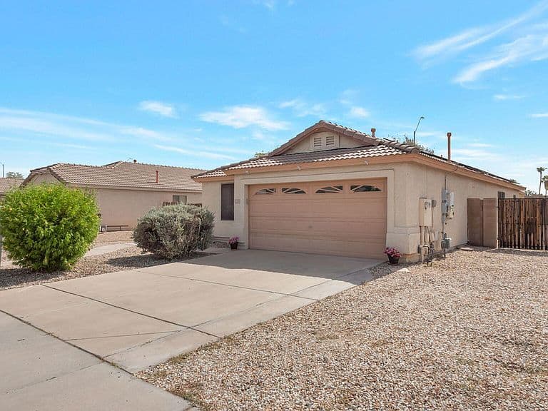 22341 N 107TH Drive photo 4