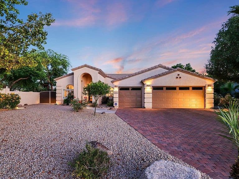 6371 W Tonopah Drive photo 1