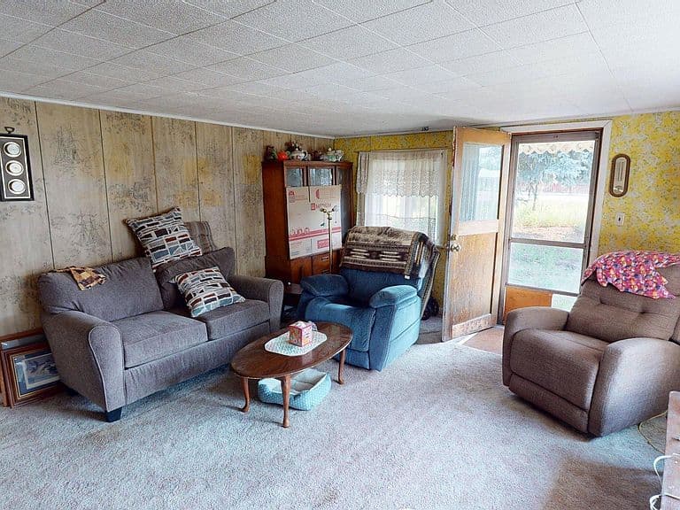 2135 Schilling St photo 5