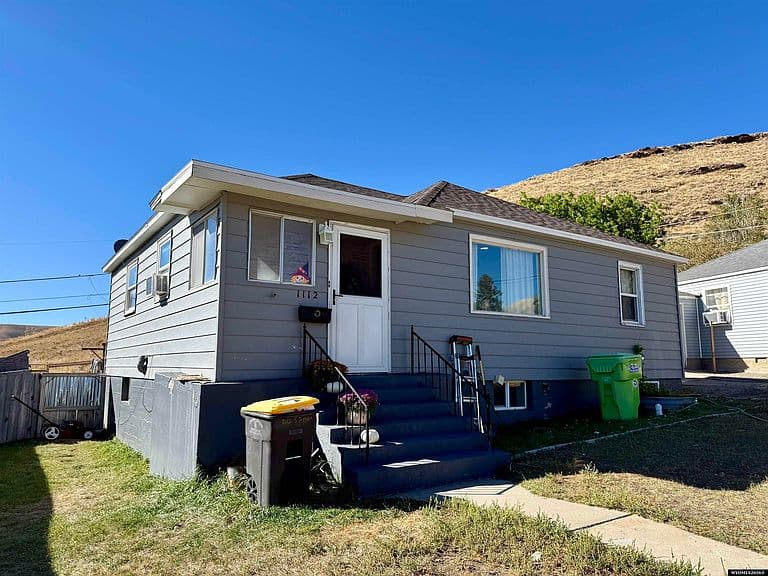 1112 S Jeffers Dr photo 1