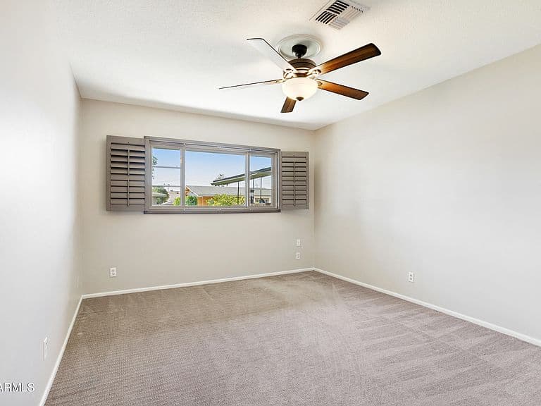 864 W TULSA Street photo 3