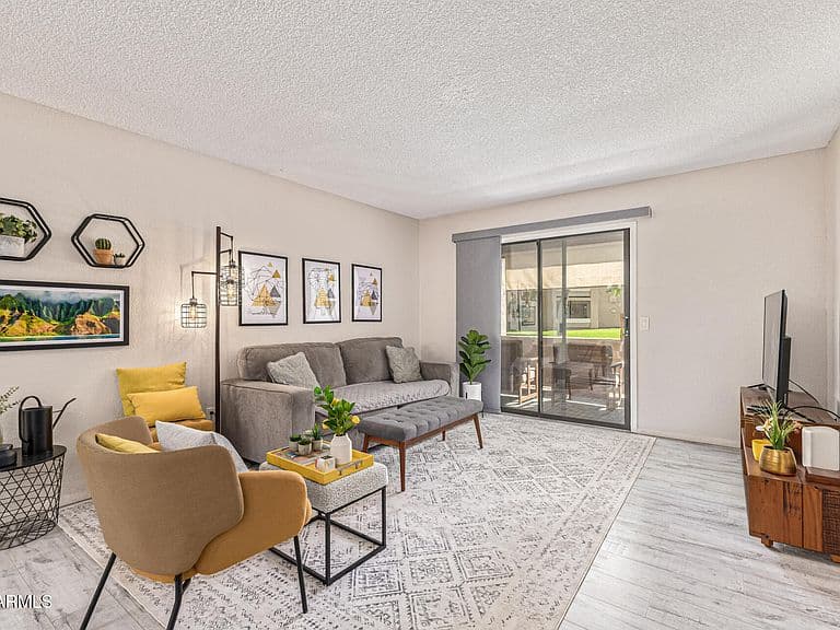 2146 W Isabella Ave APT 122 photo 5