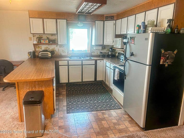 127 Cottonwood Ct photo 3