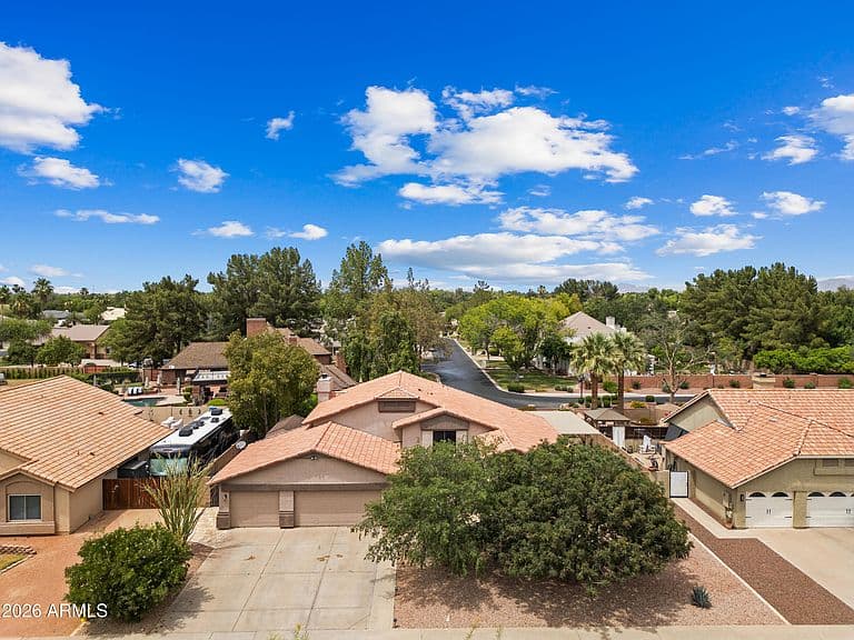 642 E SAGEBRUSH Street photo 2
