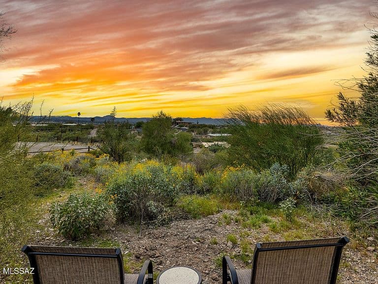 4975 N Camino Esplendora photo 5