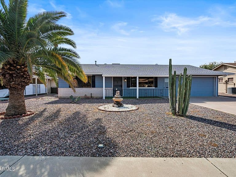 10027 W AUDREY Drive photo 1