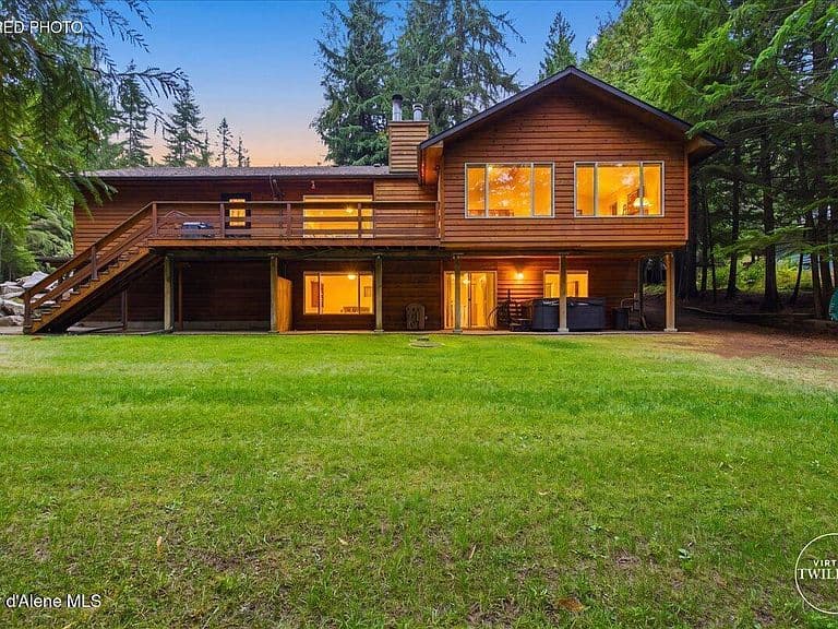 1205 Wooded Acres Dr photo 2