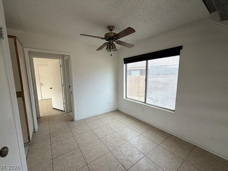4448 Tigress Cir photo 4