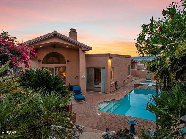 10050 N Alder Spring Dr photo 2