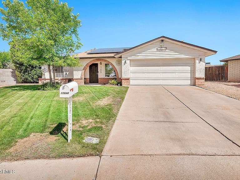 17648 N 35TH Way photo 3