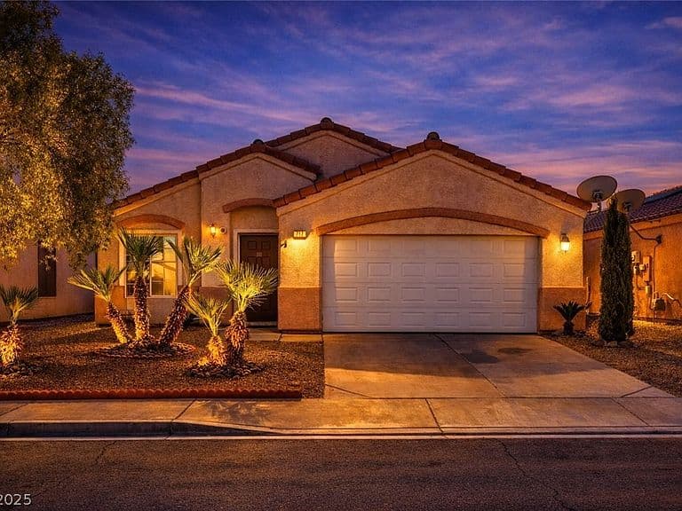 717 Moonlight Mesa Dr photo 2