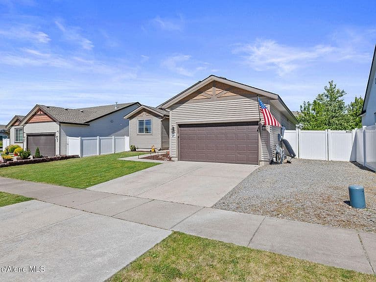 7290 N Bandon Ln photo 3