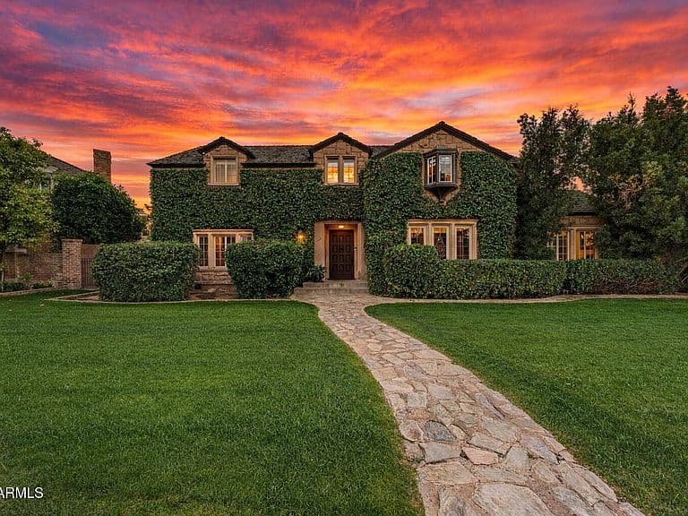 1015 W ENCANTO Boulevard photo 1
