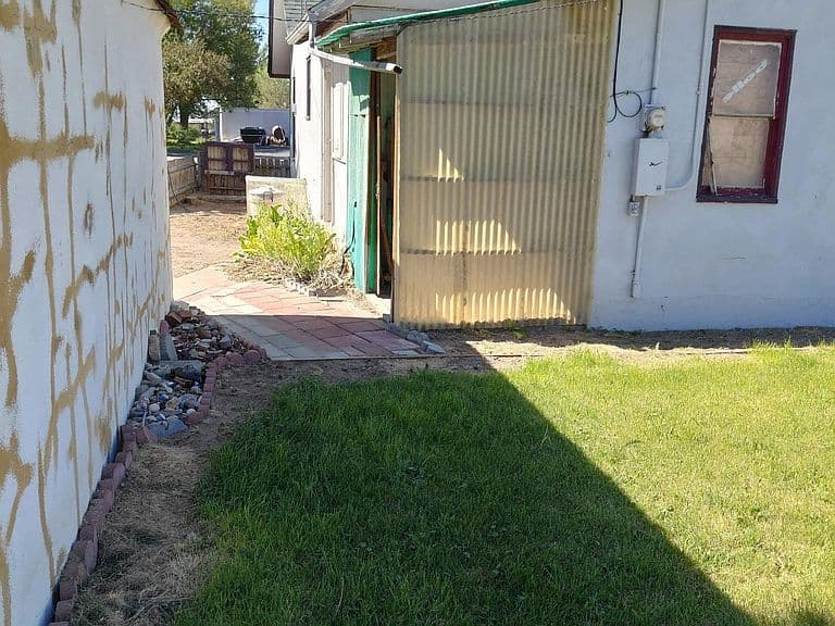 178 B Ave E photo 5