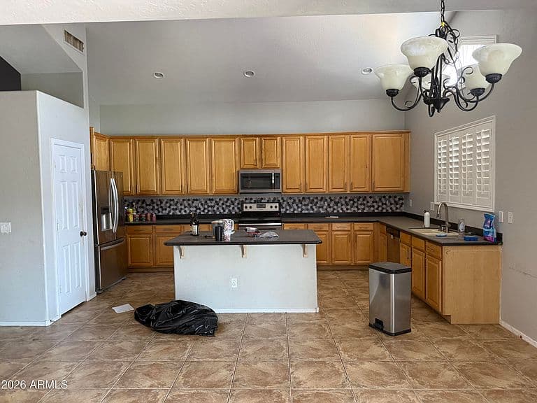 631 W RATTLESNAKE Place photo 2