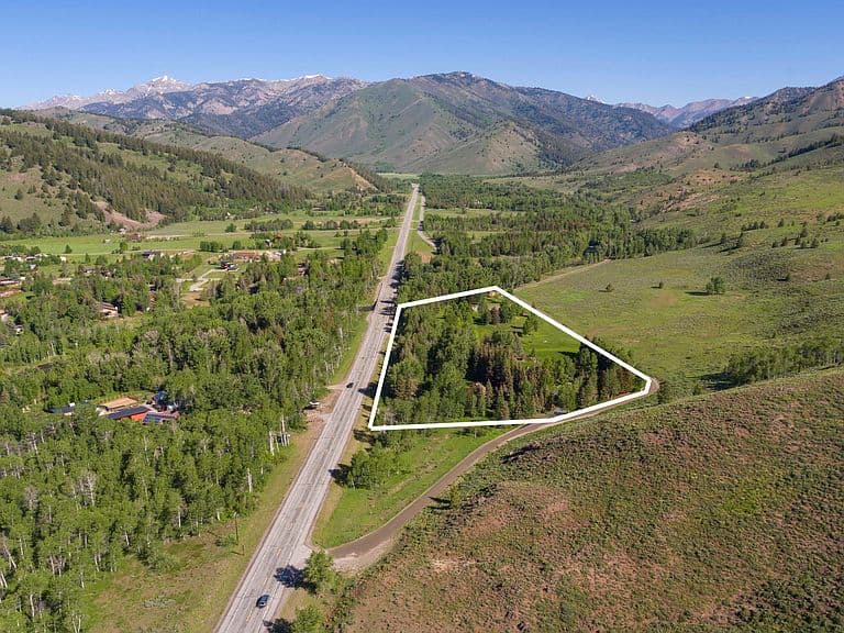 13505 State Highway 75 photo 2