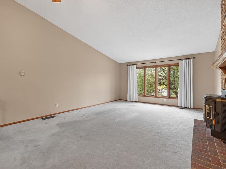 3005 Sunny Hill Cir photo 5