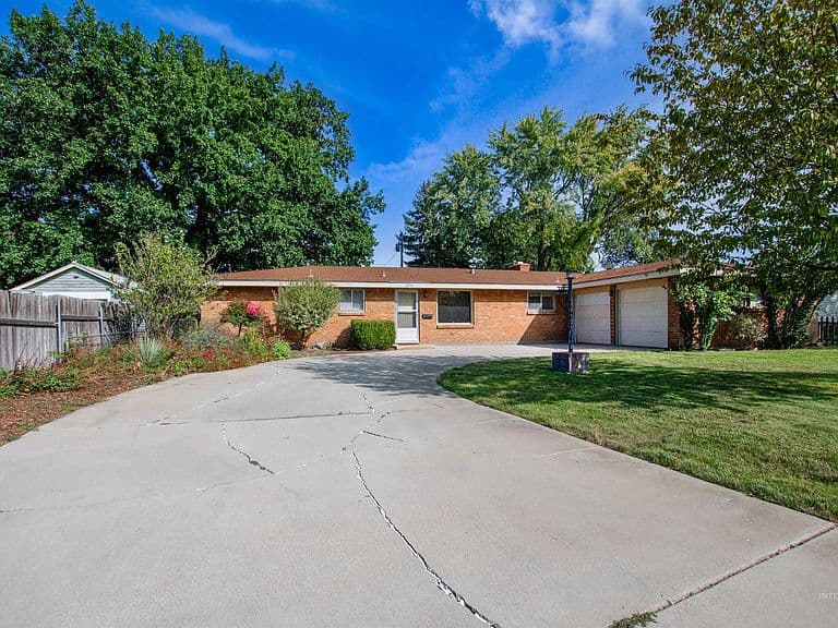 2716 N Redway Rd photo 2