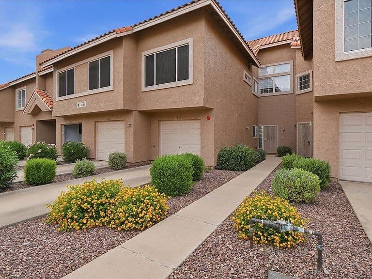 1633 E LAKESIDE Drive #63 photo 1