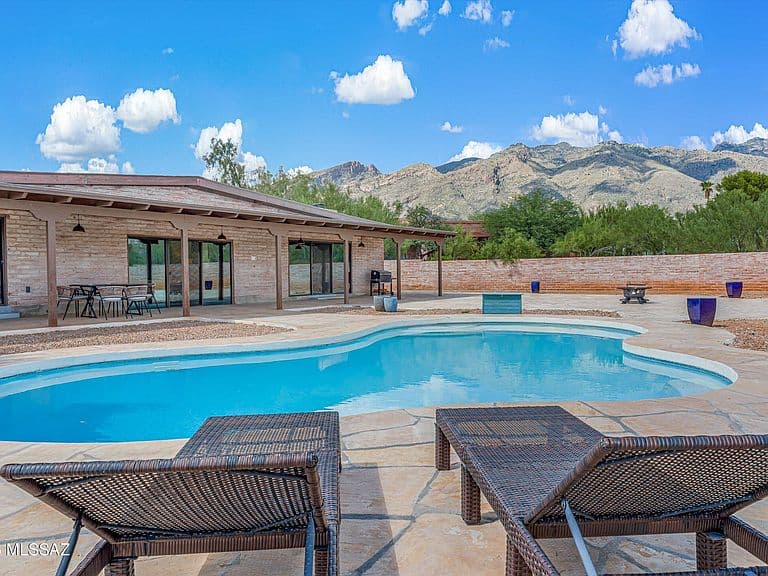 5142 E Camino Bosque photo 1