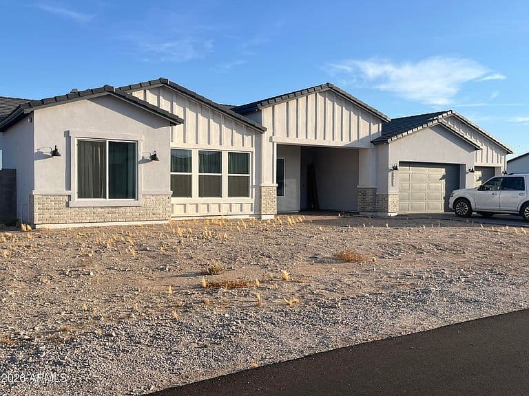 20255 W HIGHLAND Avenue photo 5