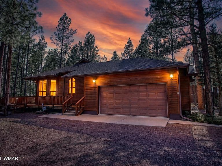 7048 Moon Creek Cir photo 2