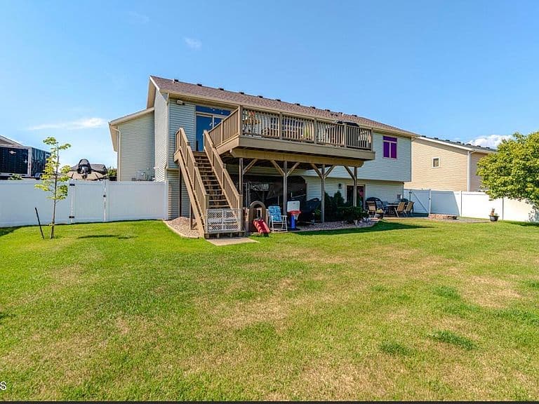 5207 Mellowsun Dr photo 2